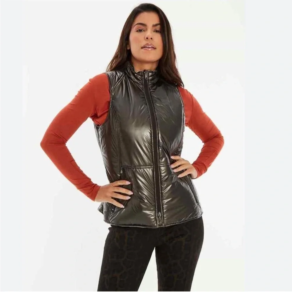 Anatomie Aarthi Lightweight Reversable Vest - Picture 2 of 11